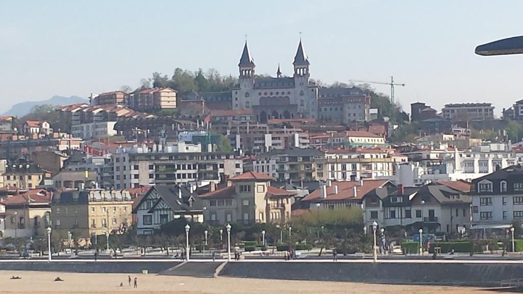 Pension Aries San Sebastian Exterior photo