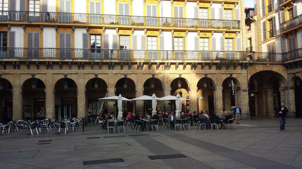 Pension Aries San Sebastian Exterior photo
